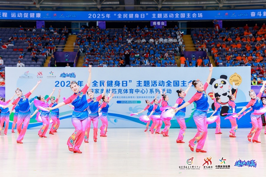 大谷翔平在 2024 年初表示其手肘康复进展迅速，已开始进行轻微的抛球练习