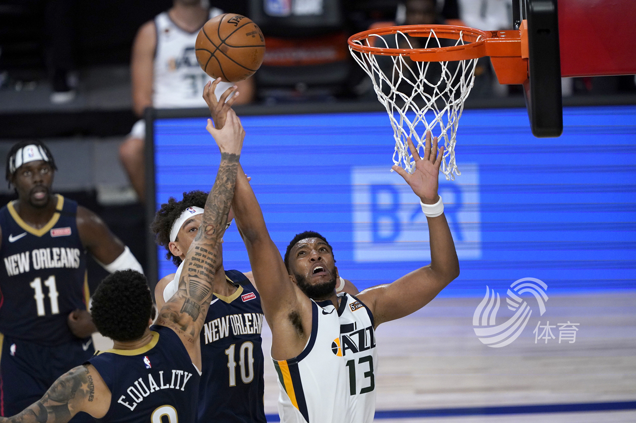 高清直播技 高清直播技