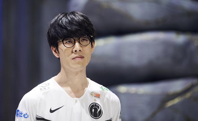 彩绝伦的比 彩绝伦的比